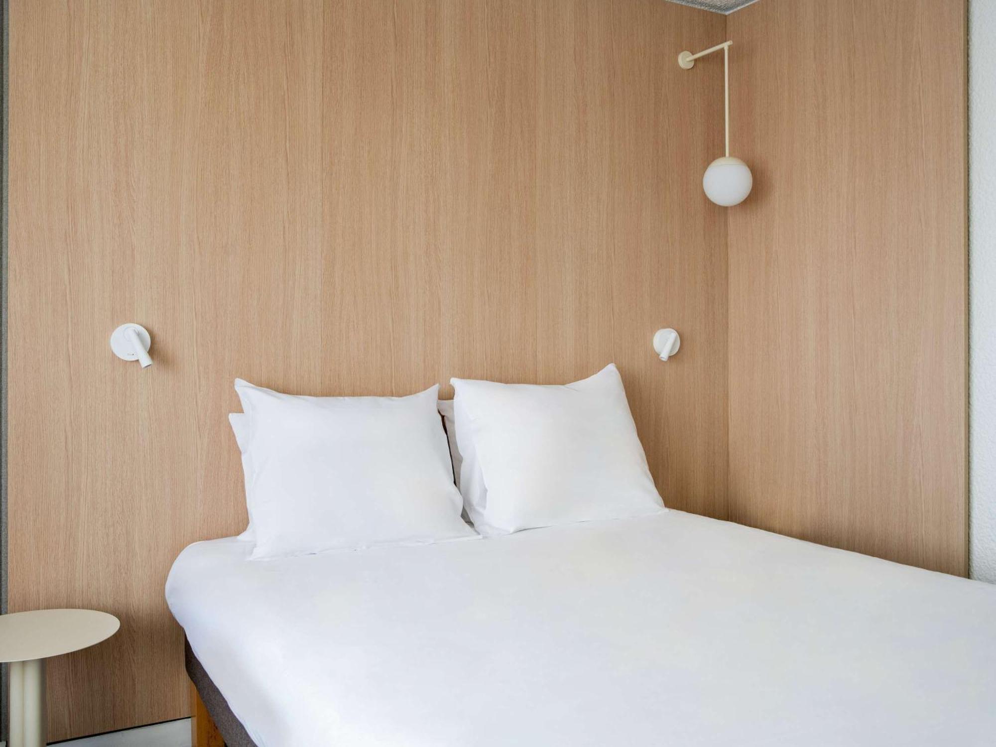 Hotel Novotel Bordeaux 4*